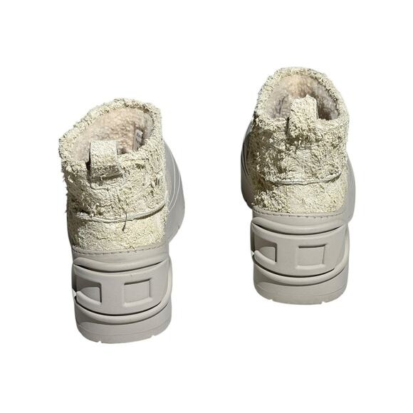 $695 Donald montone suede boot - Picture 6 of 6